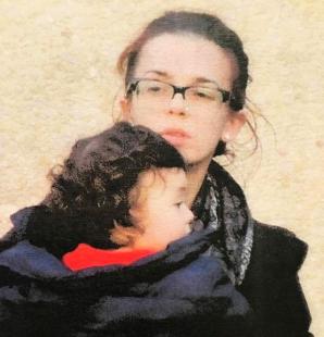Un polonez luptă pentru copilul său care este ascuns în România. Luni depune o cerere de urmărire internaţională a mamei care a falsificat documentele copilului polonez în Canada şi România în scopul escrocherii a zeci de mii de dolari!