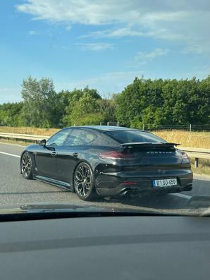 [VIDEO] RUTKOWSKI W AKCJI: Pomóż odnaleźć skradzione Porsche Panamera Turbo! Wysoka Nagroda za Realne Wskazówki