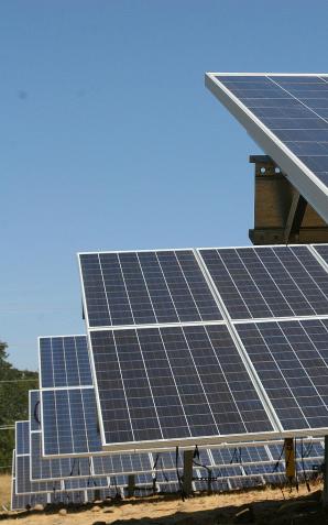 Liczba instalacji fotowoltaicznych może rosnąć nawet o 50 proc. rocznie. Sprzyjać temu będą coraz korzystniejsze oferty finansowania związanych z nimi kosztów