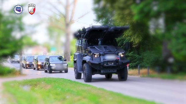 [VIDEO] Policja rozbiła grupę oszustów handlujących nieistniejącymi autami!